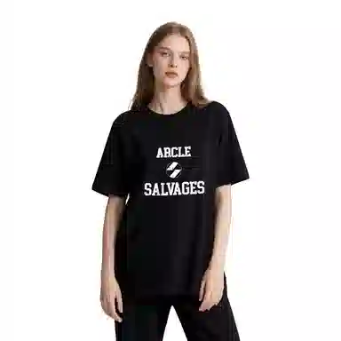 THE SALVAGES FASHION CLUB LOGOT