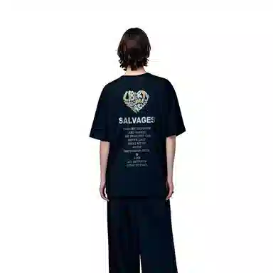 THE SALVAGES FASHION CLUB T