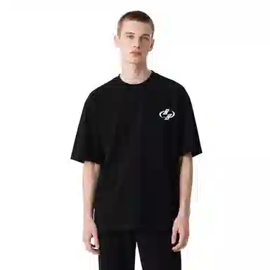 THE SALVAGES FASHION CLUB T