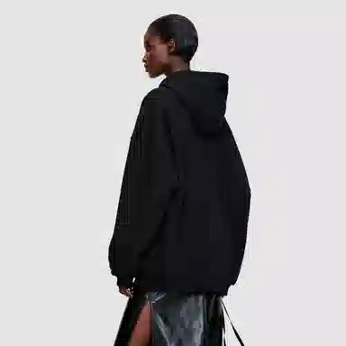 THE SALVAGES FASHION CLUB