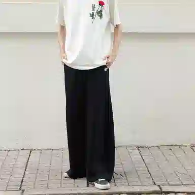 THE SALVAGES FASHION CLUB