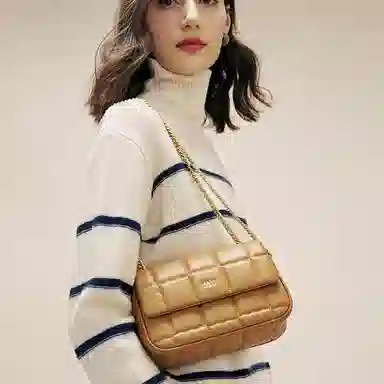 ELLE