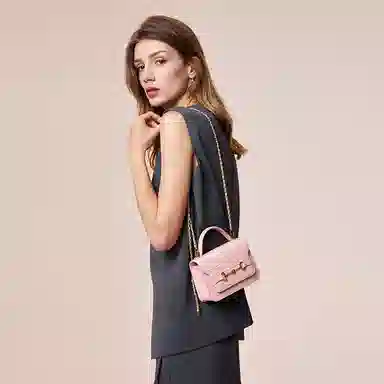 ELLE