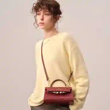 ELLE