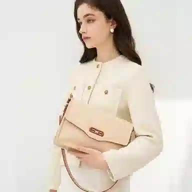 ELLE