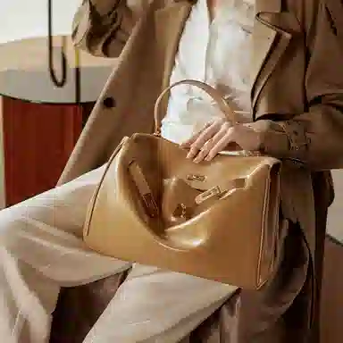ELLE
