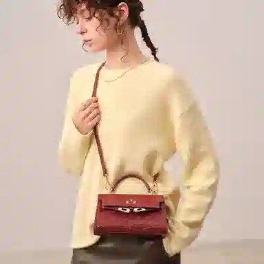 ELLE