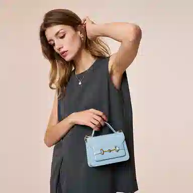 ELLE