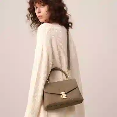 ELLE
