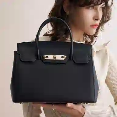 ELLE