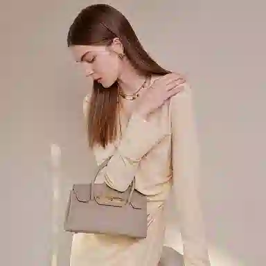 ELLE