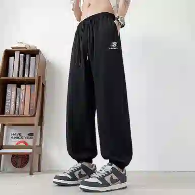 蓝精灵 简约风时尚潮流美式复古基础设计感舒适冰感个性高级感学院风宽松百搭休闲裤 男女同款