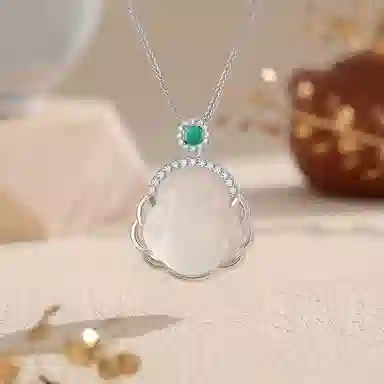 中国珠宝 【高品质】笑脸佛公弥勒佛 新中式国风福运连连复古大气小众设计 弥勒佛平安转运 玉髓 玉石项链 女款 礼盒款