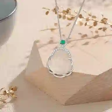 中国珠宝 【高品质】笑脸佛公弥勒佛 新中式国风福运连连复古大气小众设计 弥勒佛平安转运 玉髓 玉石项链 女款 礼盒款