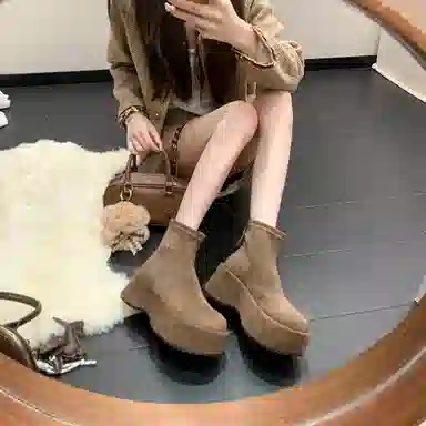 鼎固 韩版松糕坡跟绒面瘦瘦靴女复古小个子增高短靴厚底弹力靴 户外靴 女