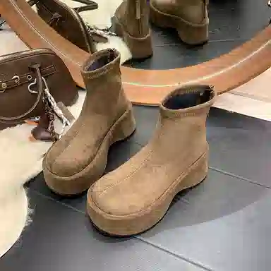 鼎固 韩版松糕坡跟绒面瘦瘦靴女复古小个子增高短靴厚底弹力靴 户外靴 女