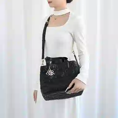 DIOR Toujours Shoulder Strap Black