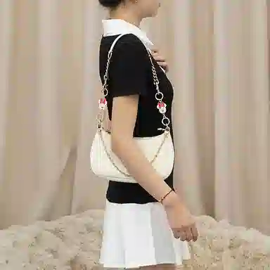 Disney COACH Teri 25