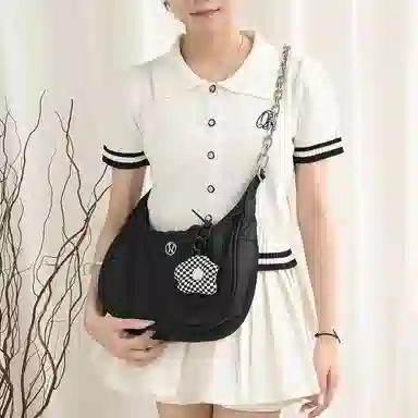 lululemonpleated shoulder bag