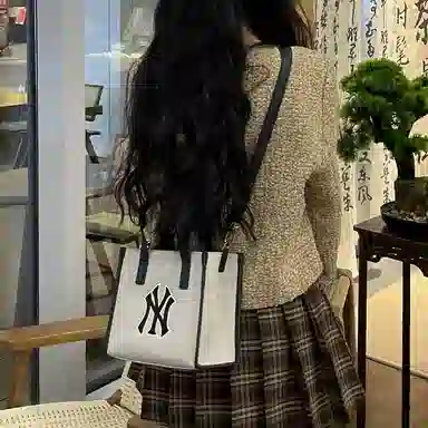 MLB