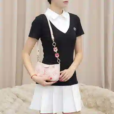 Disney coachLaurel31