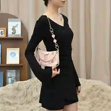 LOUIS VUITTON Summer Bundlepouch