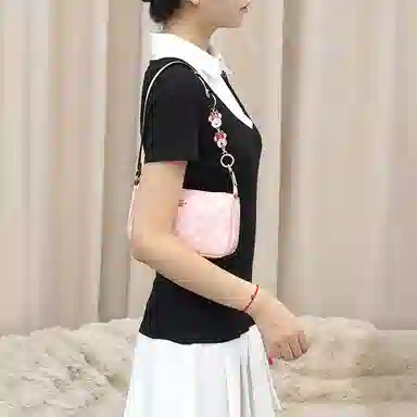 Disney coachLaurel31