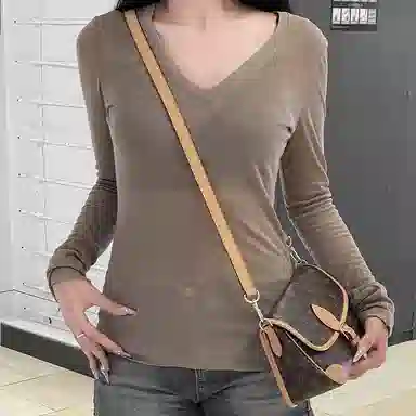 LOUIS VUITTON Diane PM