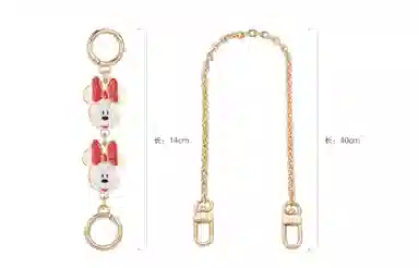 Disney COACH Teri 24