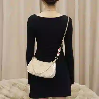 Disney COACH Teri 24