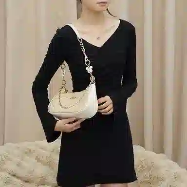 Disney COACH Teri 24