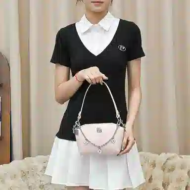 兰宝梵 适用纪梵希 裸色化妆包 便携收纳 个性包肩带手提链 超纤 金属 包周边改造 女款 粉色