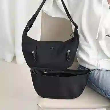 lululemon6L Slouchy Sling