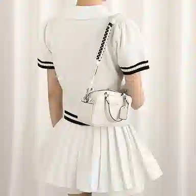 satchel19