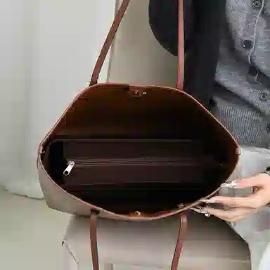 CoachCity33tote