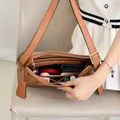 MCM Aren Visetos HOBO