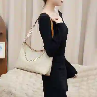 Disney coachLaurel31