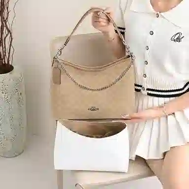 coachLaurel31 diy