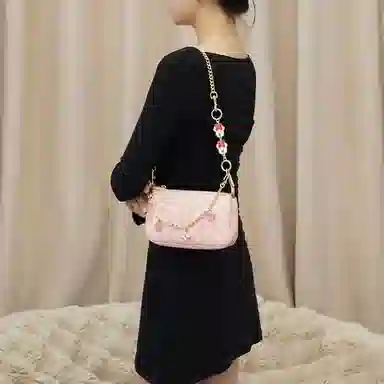 Disney COACH Nolita 19