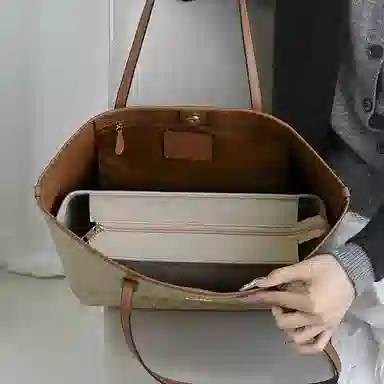 COACH City33Tote