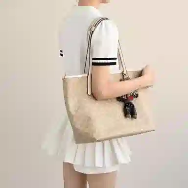 CoachCity33tote
