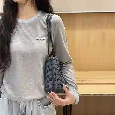 mollie25
