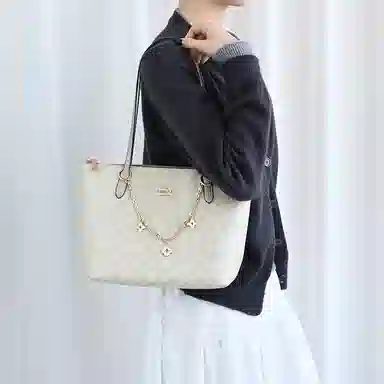 Zip Top Tote 24Tote