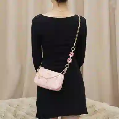 Disney COACH Nolita 19