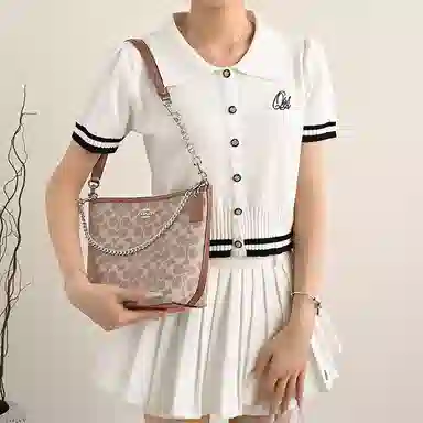 COACH City17