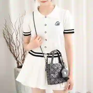 兰宝梵 适用 三宅一生 迷你托特包 亚克力皮链肩带改造 花朵挂件包带 牛皮 包周边 男女同款情侣款 黑色