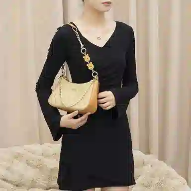 Disney COACH Teri 24diy