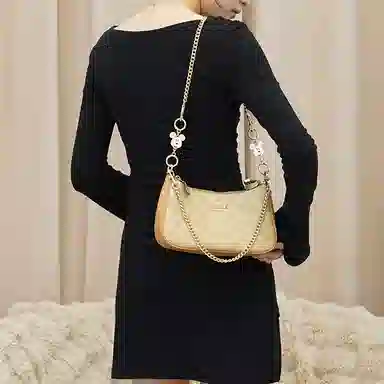 Disney COACH Teri 24diy