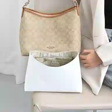 COACH Laurel 31