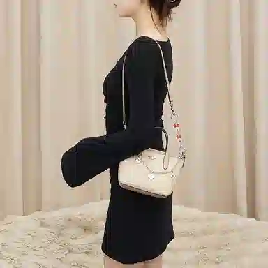 Disney COACH city15 diy